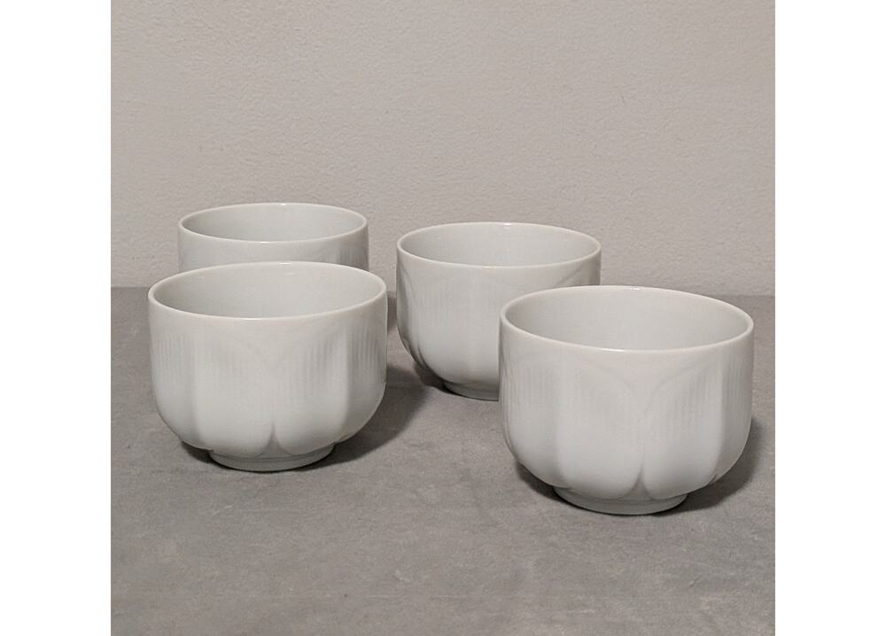 Set of 4 White Porcelain Lotus Petal Teacups Handleless Tasting Cups